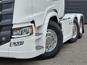 S660 V8 6x2/4 / 2 x PTO / PARKING COOLER / FULL AIR